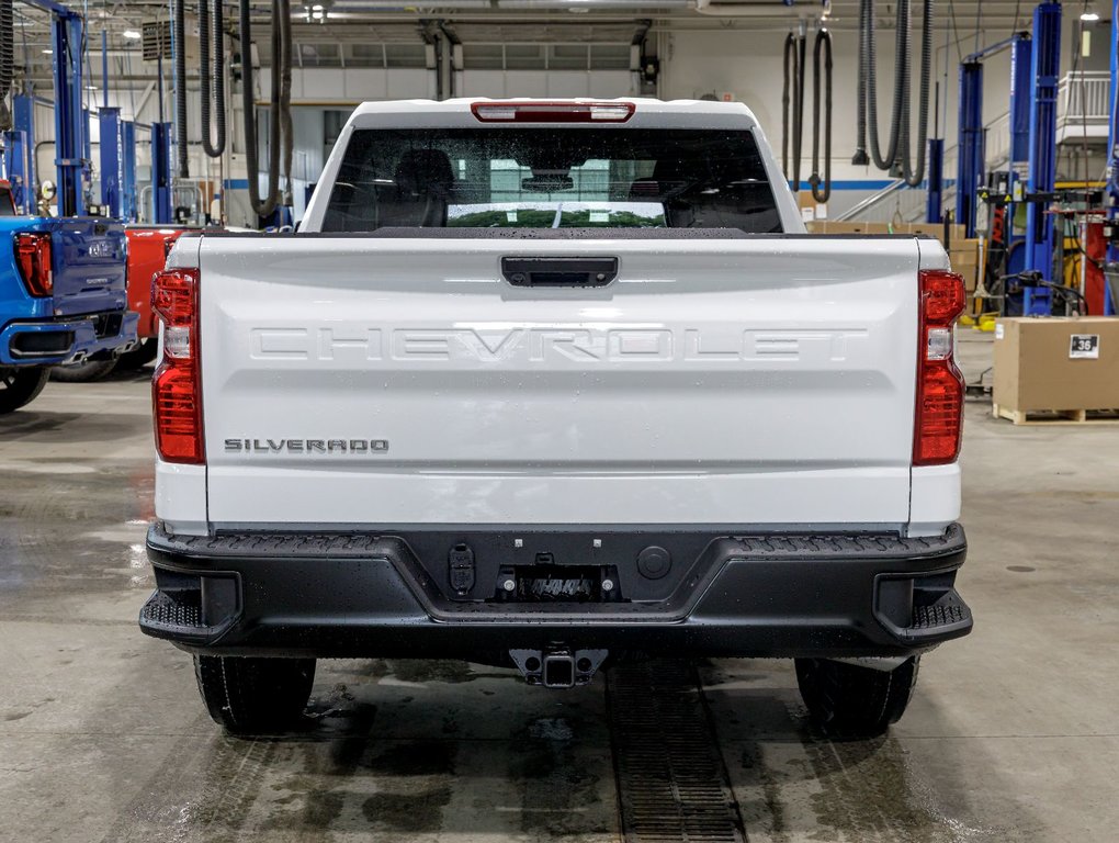 2025 Chevrolet Silverado 1500 in St-Jérôme, Quebec - 6 - w1024h768px