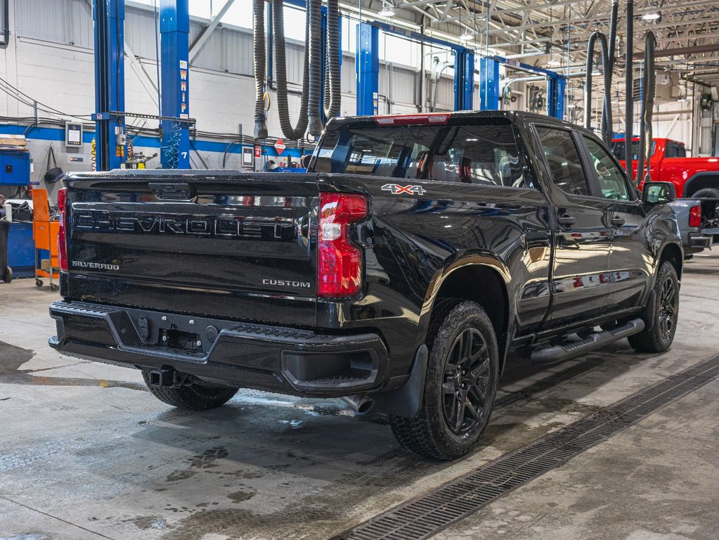 2025 Chevrolet Silverado 1500 in St-Jérôme, Quebec - 8 - w1024h768px