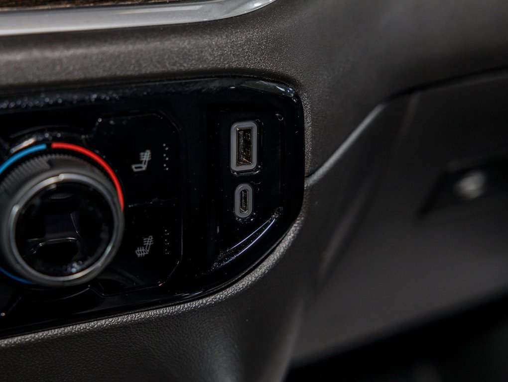 2025 Chevrolet Silverado 1500 in St-Jérôme, Quebec - 29 - w1024h768px
