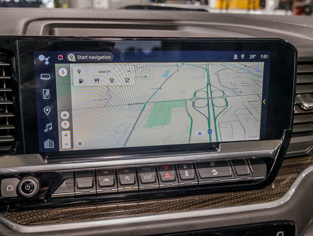 2025 Chevrolet Silverado 1500 in St-Jérôme, Quebec - 5 - w1024h768px