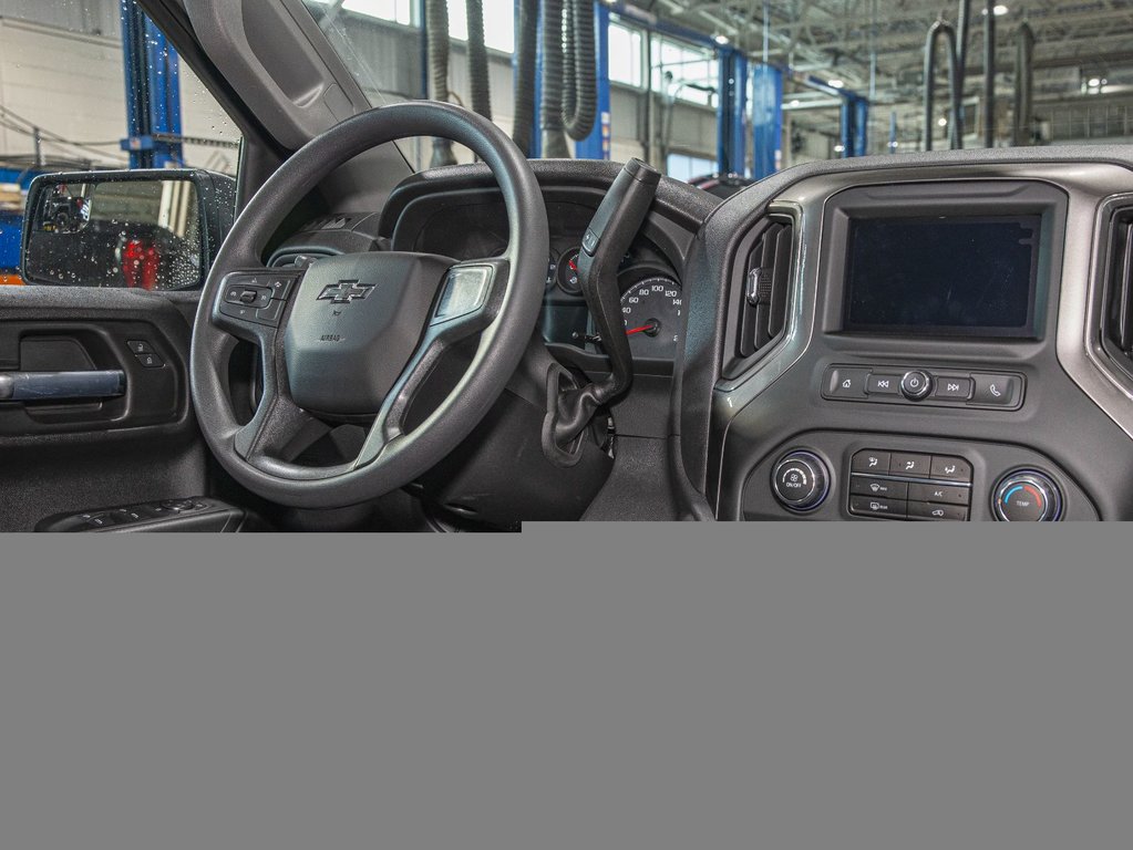 Chevrolet Silverado 1500  2025 à St-Jérôme, Québec - 25 - w1024h768px