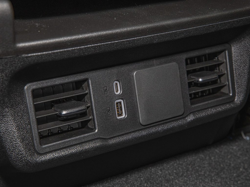 2025 Chevrolet Silverado 1500 in St-Jérôme, Quebec - 29 - w1024h768px