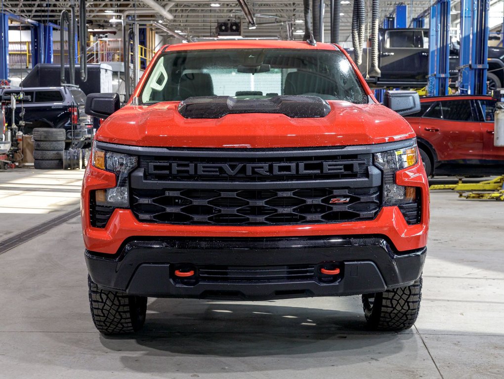 Chevrolet Silverado 1500  2025 à St-Jérôme, Québec - 2 - w1024h768px