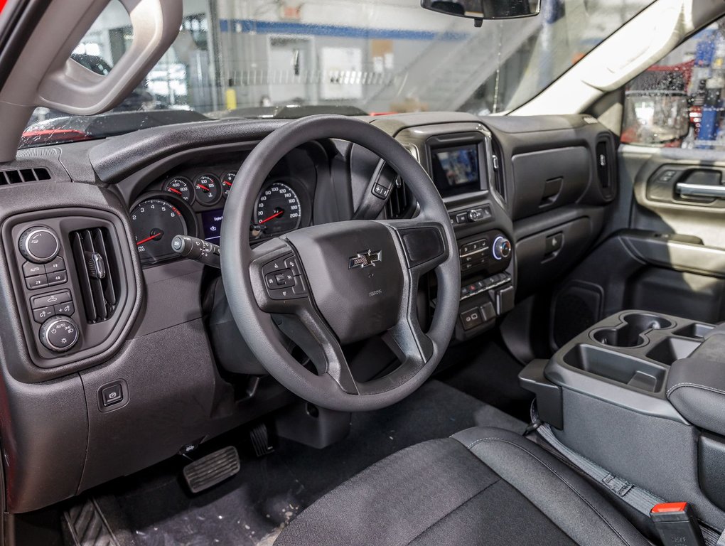 Chevrolet Silverado 1500  2025 à St-Jérôme, Québec - 11 - w1024h768px