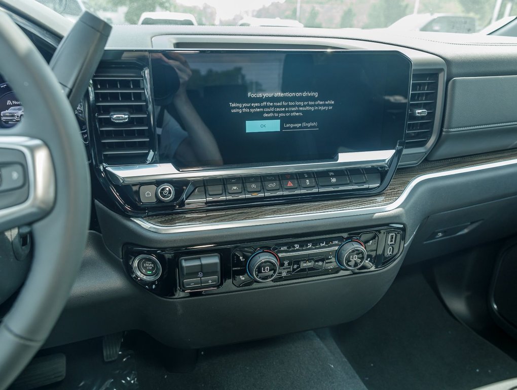 2025 Chevrolet Silverado 1500 in St-Jérôme, Quebec - 20 - w1024h768px