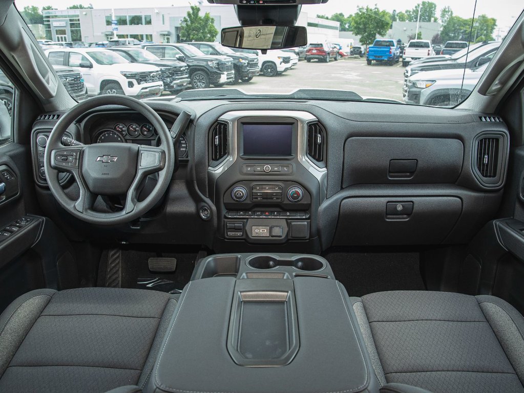 Chevrolet Silverado 1500  2025 à St-Jérôme, Québec - 4 - w1024h768px
