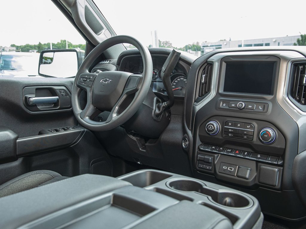 Chevrolet Silverado 1500  2025 à St-Jérôme, Québec - 27 - w1024h768px