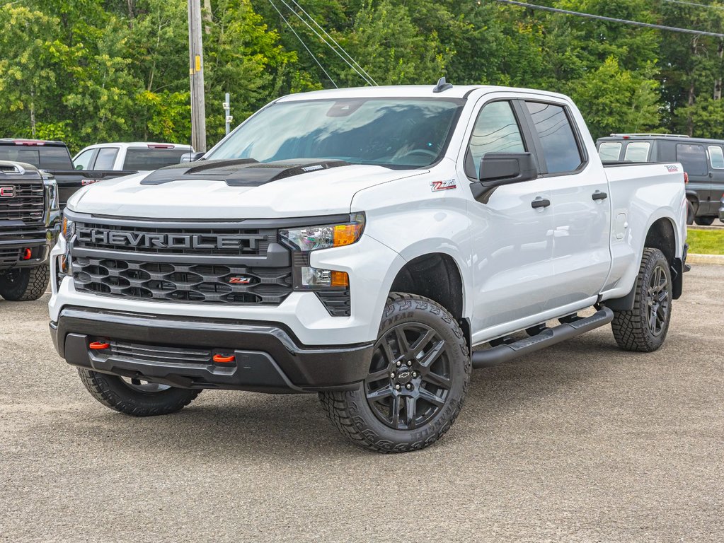 Chevrolet Silverado 1500  2025 à St-Jérôme, Québec - 1 - w1024h768px