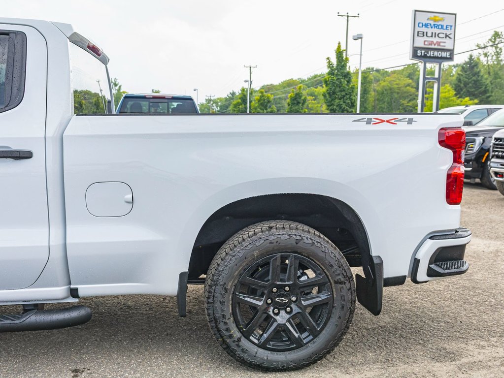Chevrolet Silverado 1500  2025 à St-Jérôme, Québec - 32 - w1024h768px
