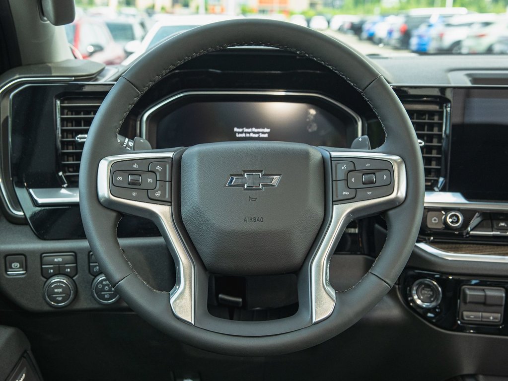 Chevrolet Silverado 1500  2025 à St-Jérôme, Québec - 15 - w1024h768px