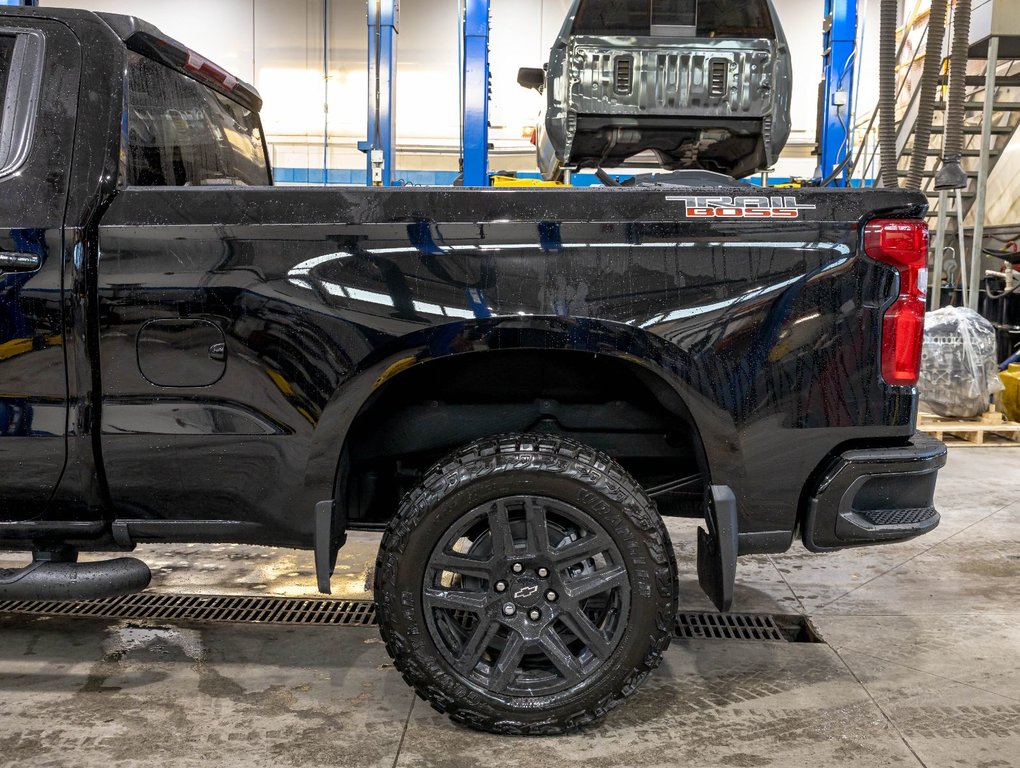 2025 Chevrolet Silverado 1500 in St-Jérôme, Quebec - 34 - w1024h768px