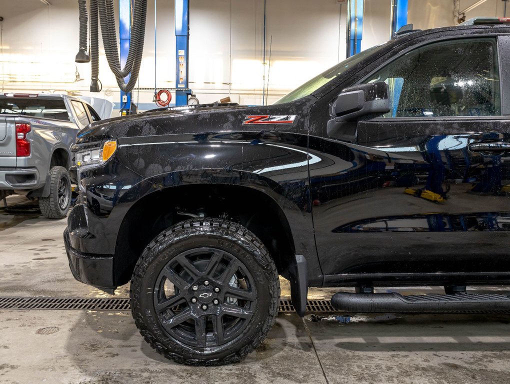 2025 Chevrolet Silverado 1500 in St-Jérôme, Quebec - 35 - w1024h768px