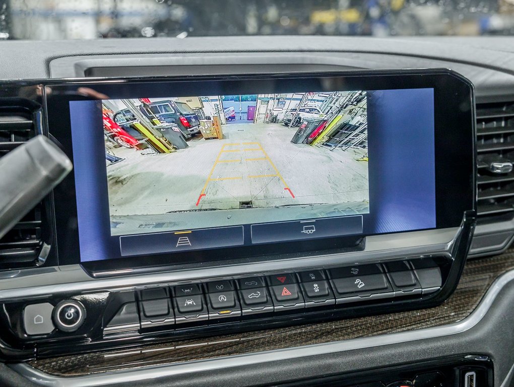 2025 Chevrolet Silverado 1500 in St-Jérôme, Quebec - 19 - w1024h768px