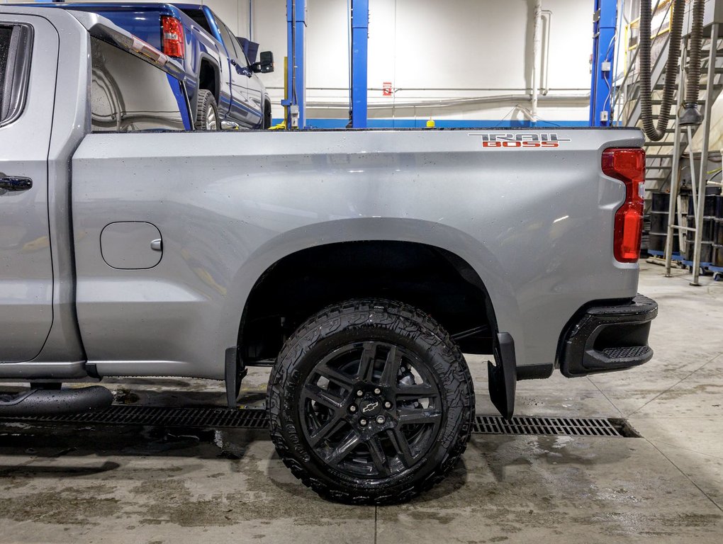2025 Chevrolet Silverado 1500 in St-Jérôme, Quebec - 34 - w1024h768px