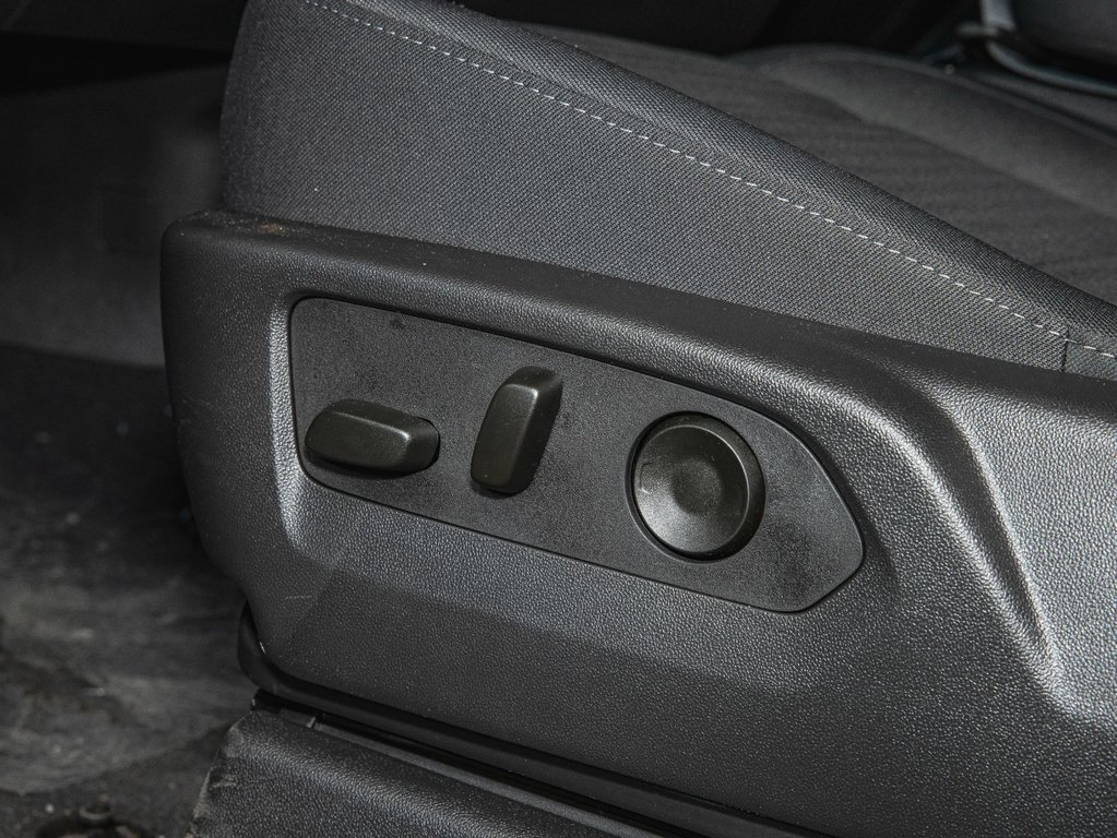 2025 Chevrolet Silverado 1500 in St-Jérôme, Quebec - 26 - w1024h768px