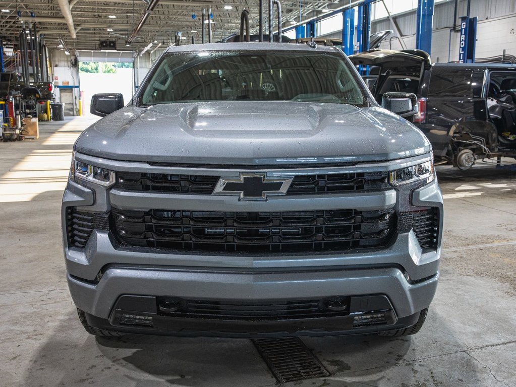 2025 Chevrolet Silverado 1500 in St-Jérôme, Quebec - 2 - w1024h768px