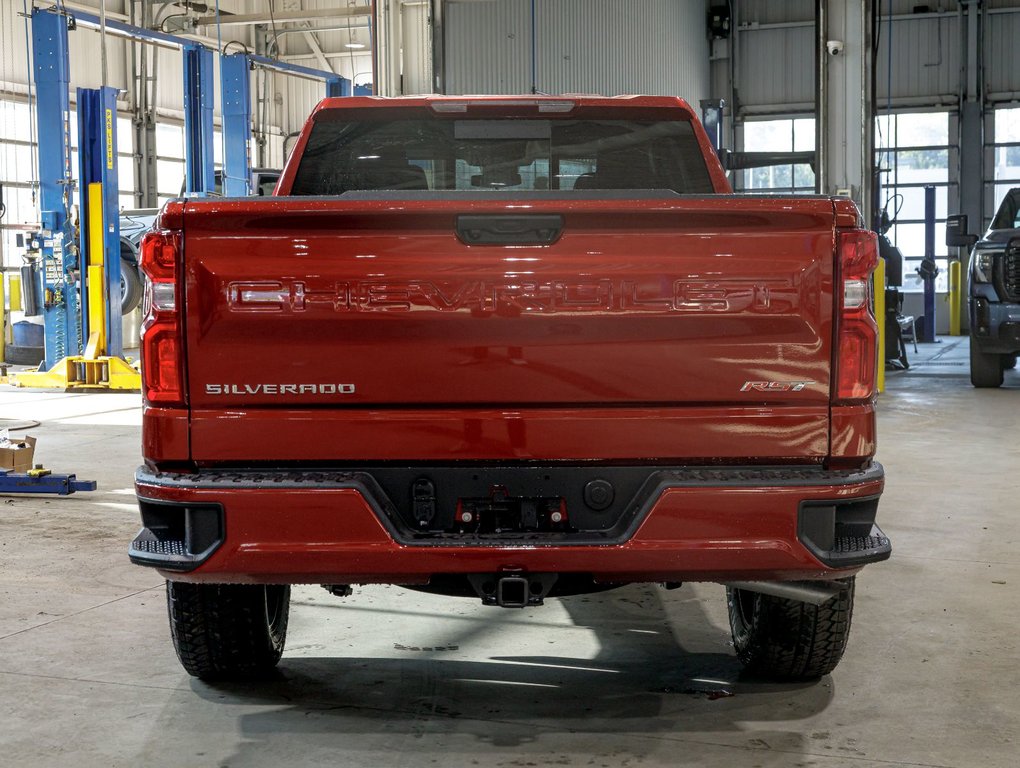 2025 Chevrolet Silverado 1500 in St-Jérôme, Quebec - 8 - w1024h768px