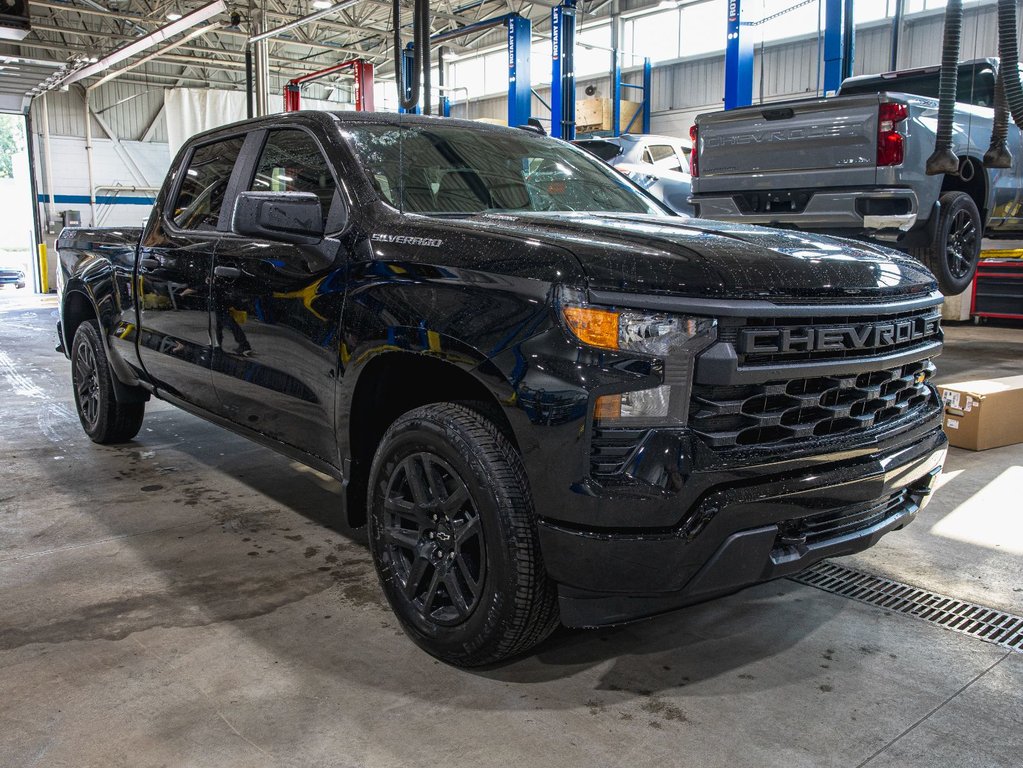 2025 Chevrolet Silverado 1500 in St-Jérôme, Quebec - 9 - w1024h768px