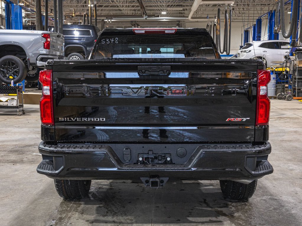 2025 Chevrolet Silverado 1500 in St-Jérôme, Quebec - 8 - w1024h768px
