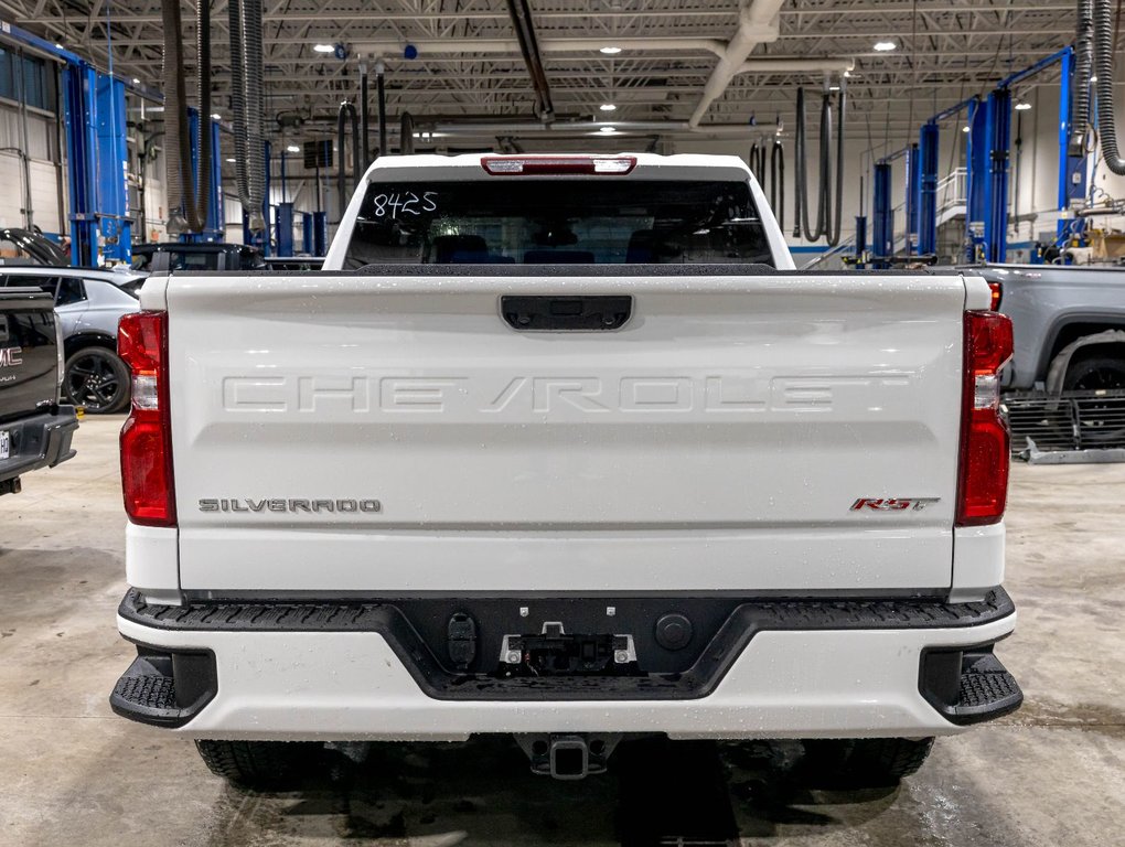 2025 Chevrolet Silverado 1500 in St-Jérôme, Quebec - 8 - w1024h768px