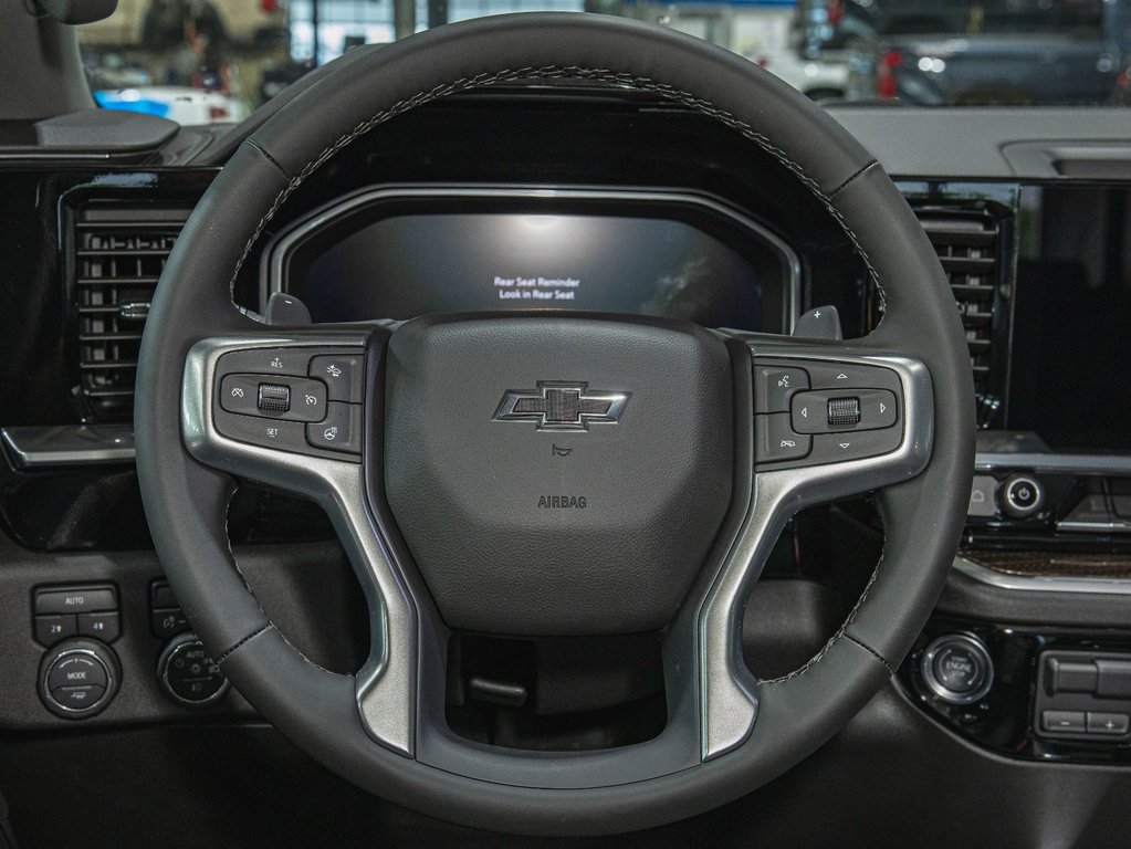 2026 Chevrolet Silverado 1500 in St-Jérôme, Quebec - 15 - w1024h768px
