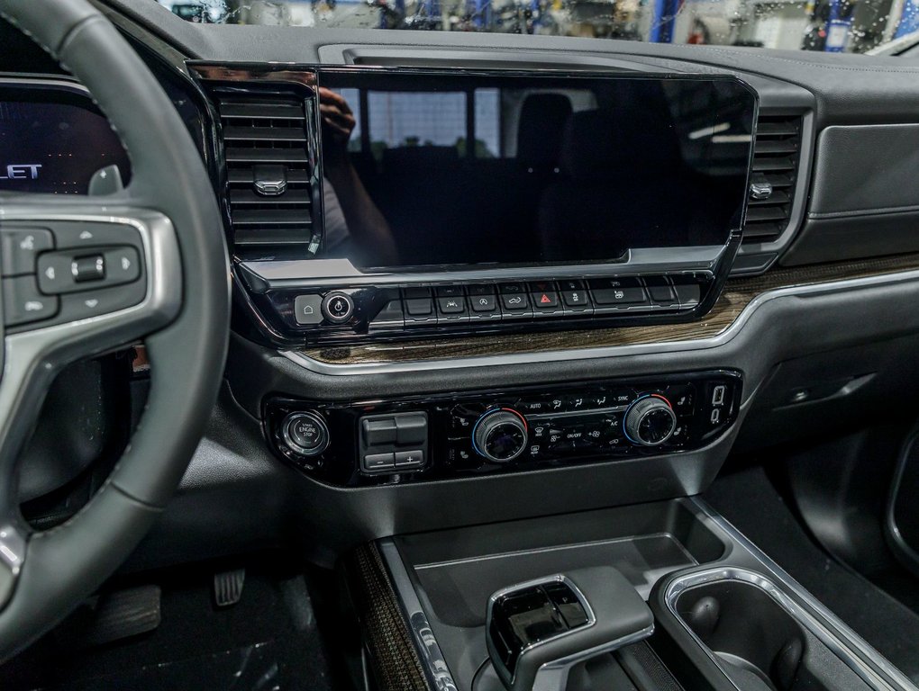 2026 Chevrolet Silverado 1500 in St-Jérôme, Quebec - 19 - w1024h768px