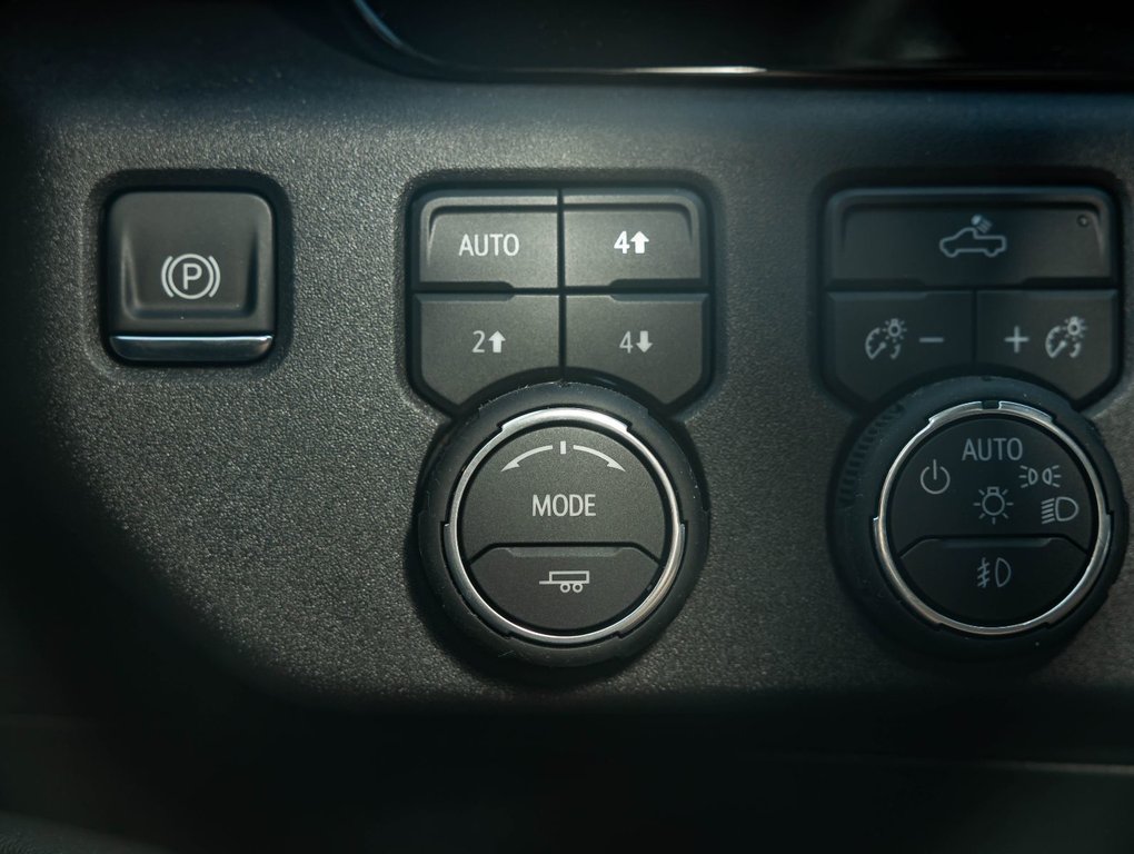2026 Chevrolet Silverado 1500 in St-Jérôme, Quebec - 24 - w1024h768px