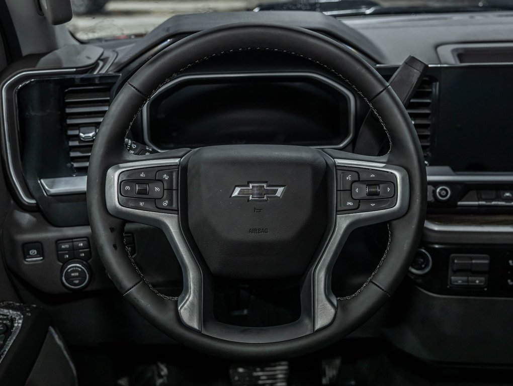 Chevrolet Silverado 1500  2026 à St-Jérôme, Québec - 13 - w1024h768px