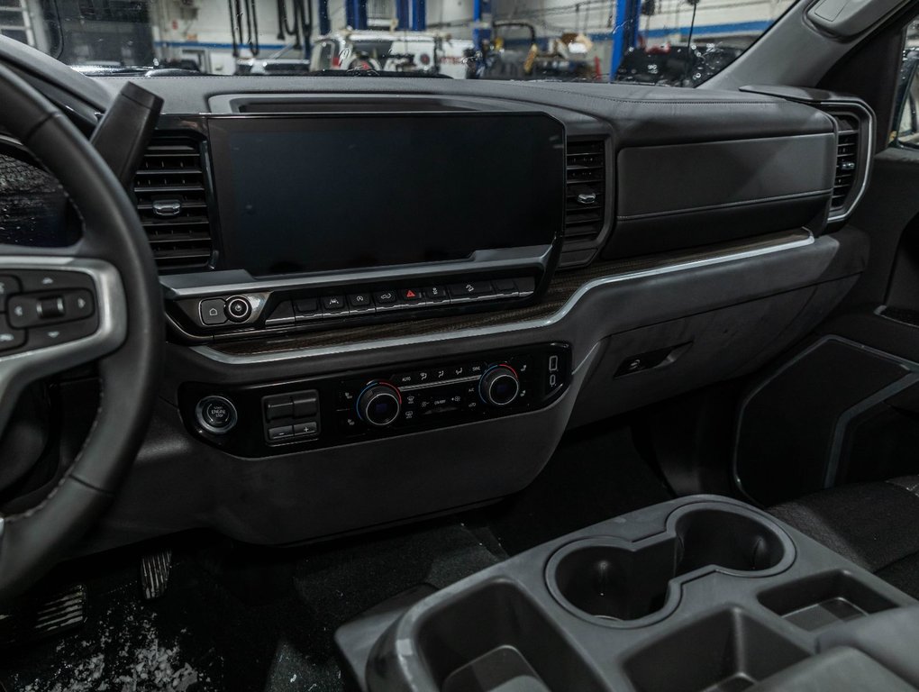 Chevrolet Silverado 1500  2026 à St-Jérôme, Québec - 20 - w1024h768px