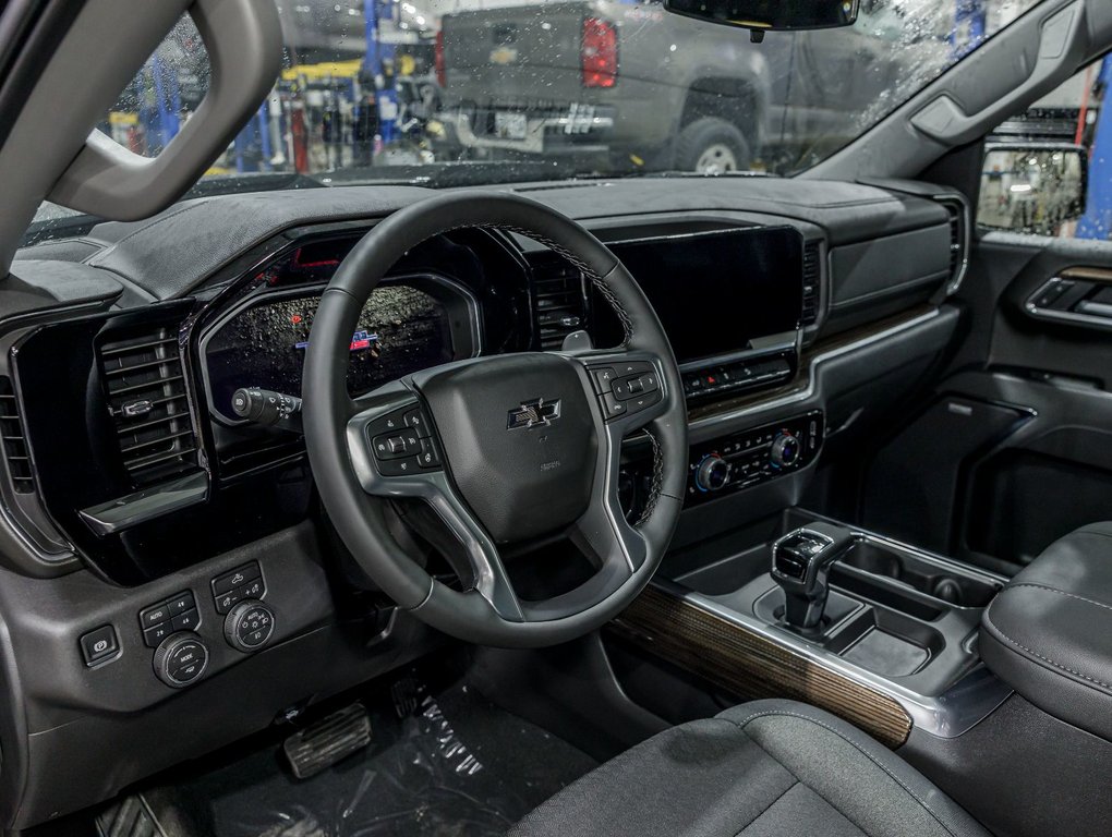2026 Chevrolet Silverado 1500 in St-Jérôme, Quebec - 12 - w1024h768px