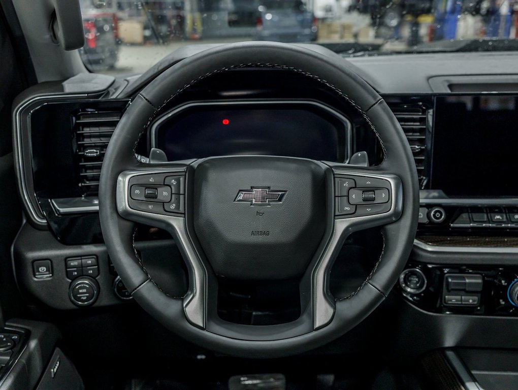 2026 Chevrolet Silverado 1500 in St-Jérôme, Quebec - 13 - w1024h768px