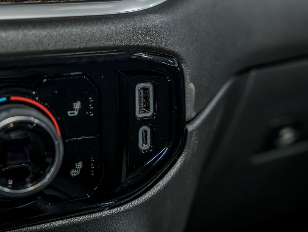 2026 Chevrolet Silverado 1500 in St-Jérôme, Quebec - 29 - w1024h768px