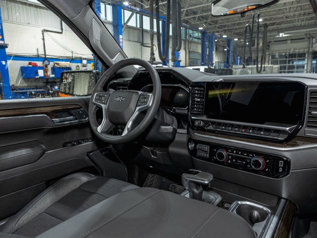 Chevrolet Silverado 1500  2026 à St-Jérôme, Québec - 29 - w1024h768px
