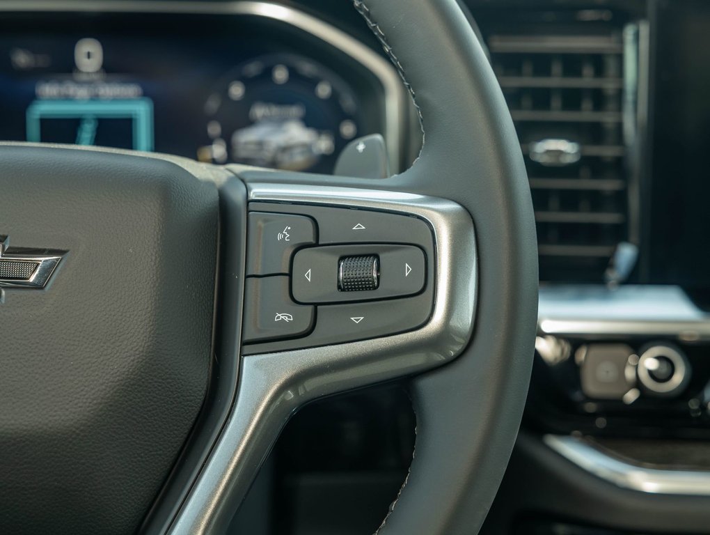 2026 Chevrolet Silverado 1500 in St-Jérôme, Quebec - 16 - w1024h768px