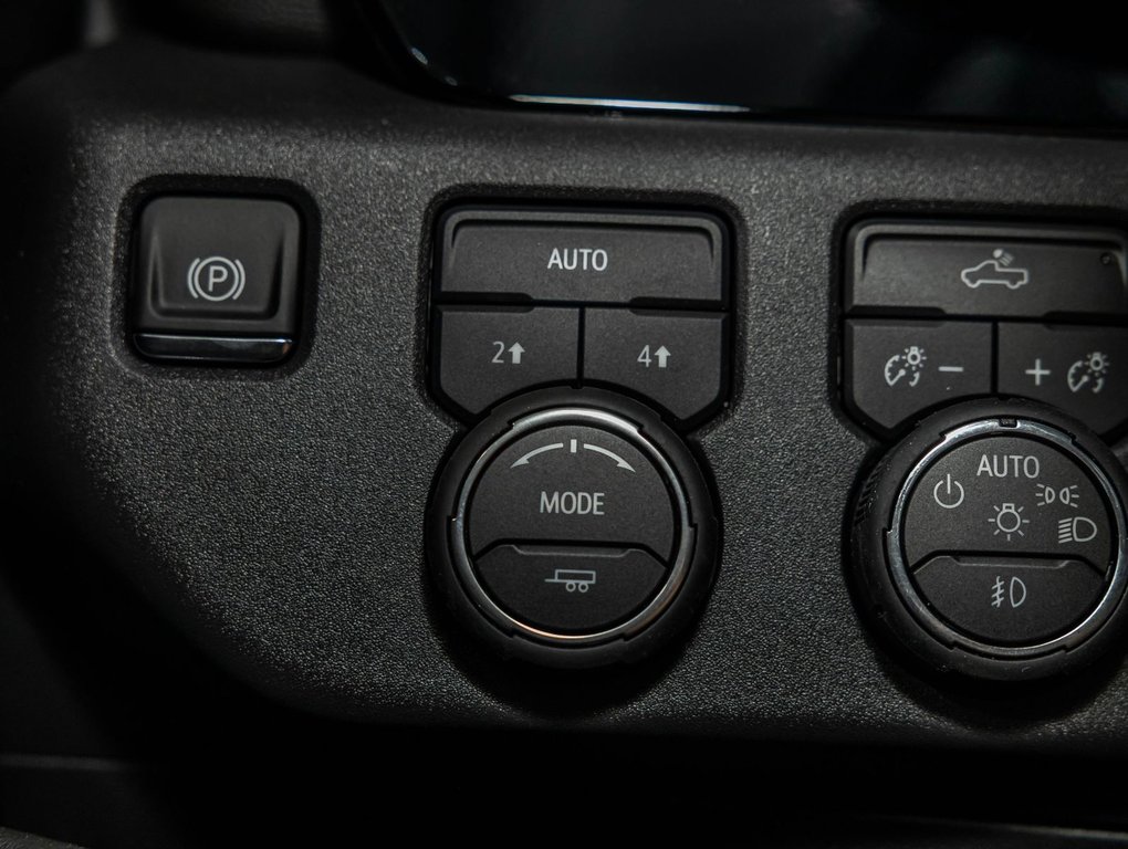 2026 Chevrolet Silverado 1500 in St-Jérôme, Quebec - 24 - w1024h768px