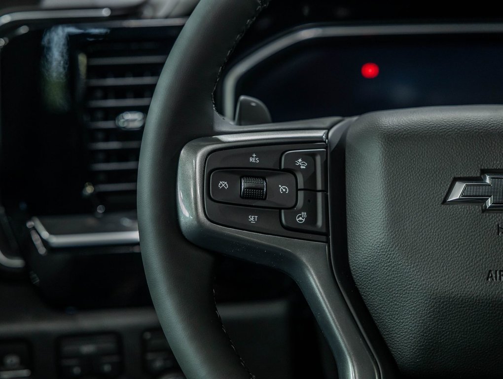 2026 Chevrolet Silverado 1500 in St-Jérôme, Quebec - 15 - w1024h768px