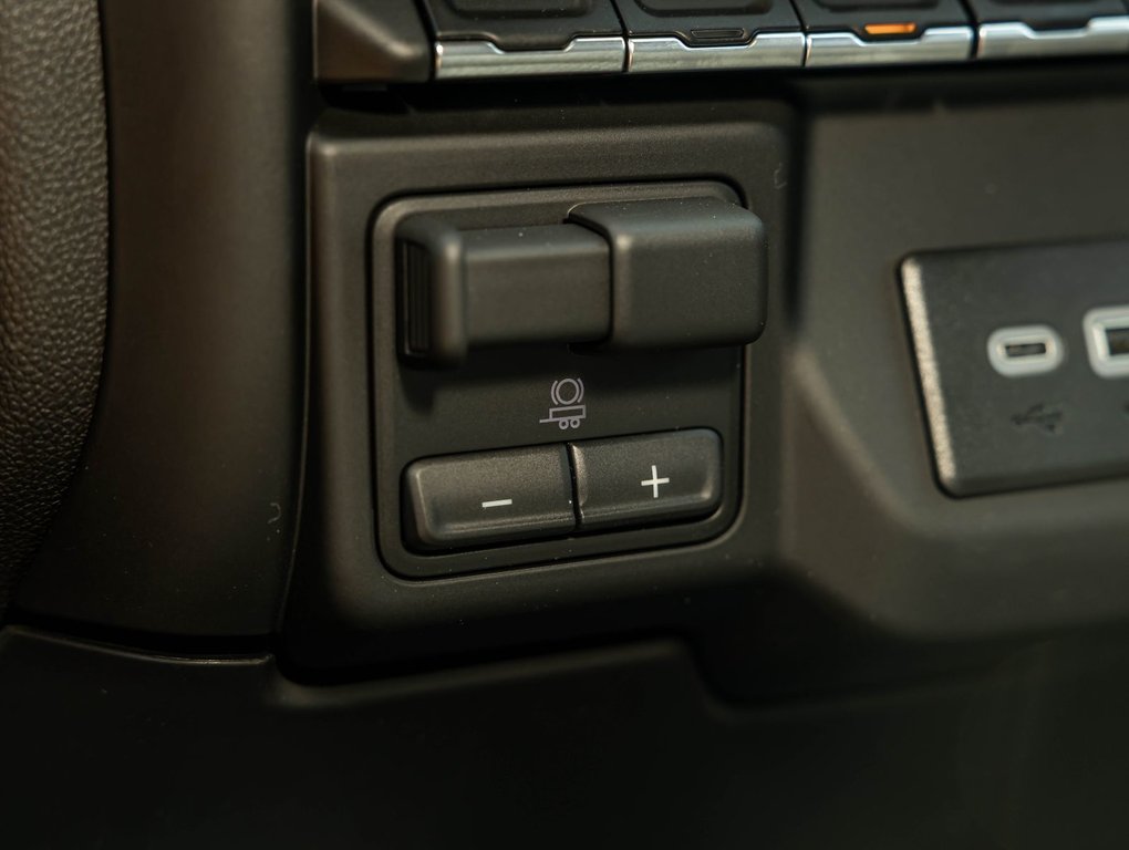 2026 Chevrolet Silverado 1500 in St-Jérôme, Quebec - 23 - w1024h768px