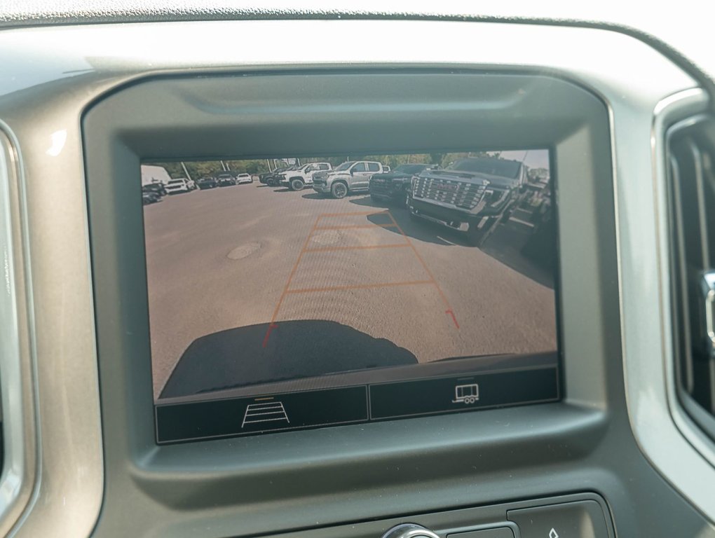 2026 Chevrolet Silverado 1500 in St-Jérôme, Quebec - 17 - w1024h768px