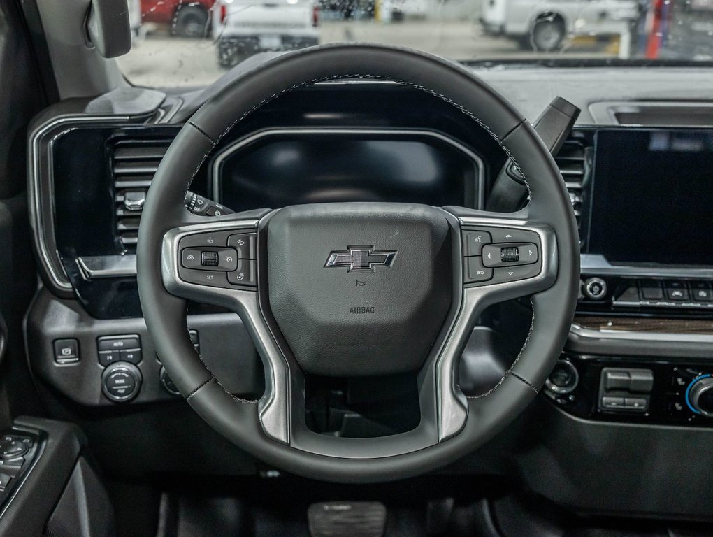 2026 Chevrolet Silverado 1500 in St-Jérôme, Quebec - 13 - w1024h768px