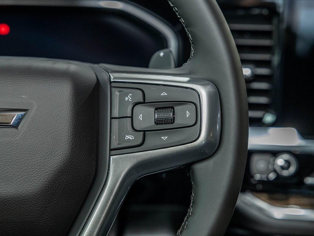 2026 Chevrolet Silverado 1500 in St-Jérôme, Quebec - 16 - w1024h768px