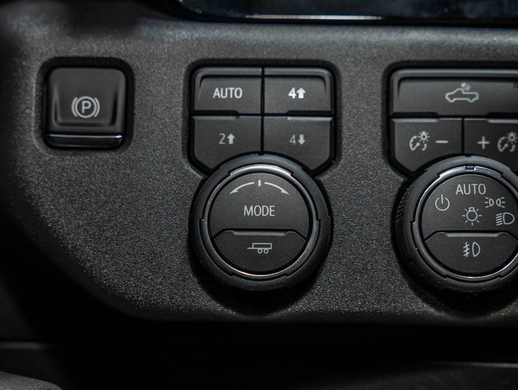 2026 Chevrolet Silverado 1500 in St-Jérôme, Quebec - 24 - w1024h768px