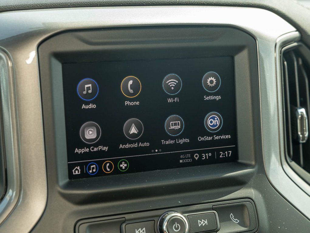 2026 Chevrolet Silverado 1500 in St-Jérôme, Quebec - 16 - w1024h768px