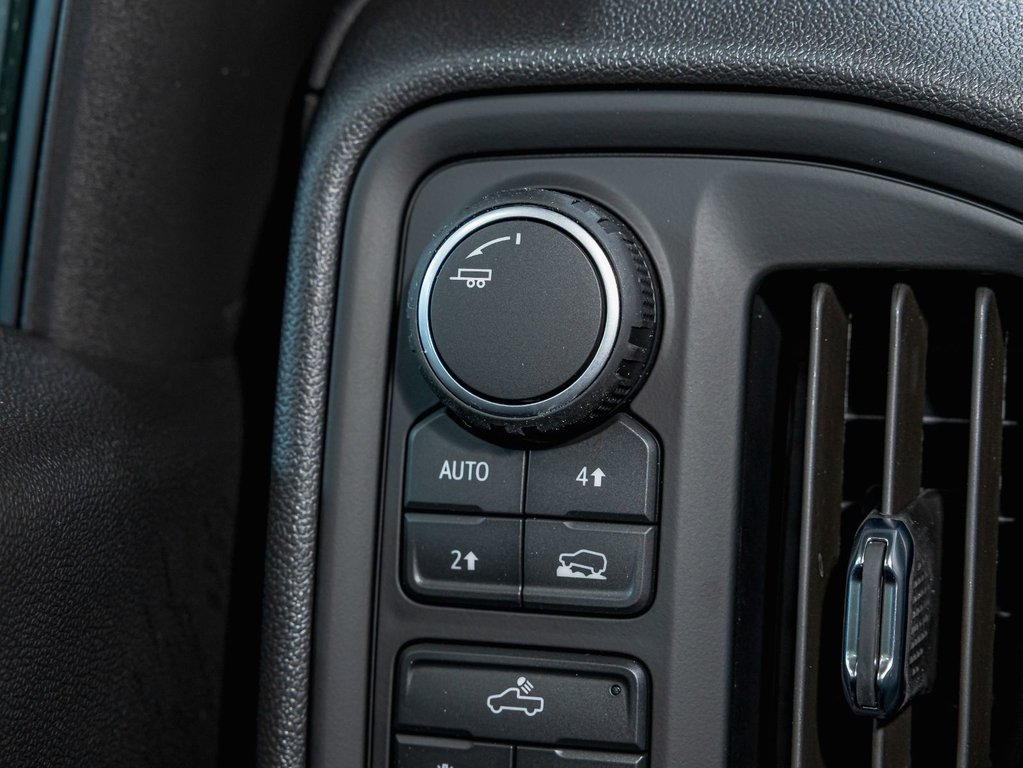 2026 Chevrolet Silverado 1500 in St-Jérôme, Quebec - 20 - w1024h768px