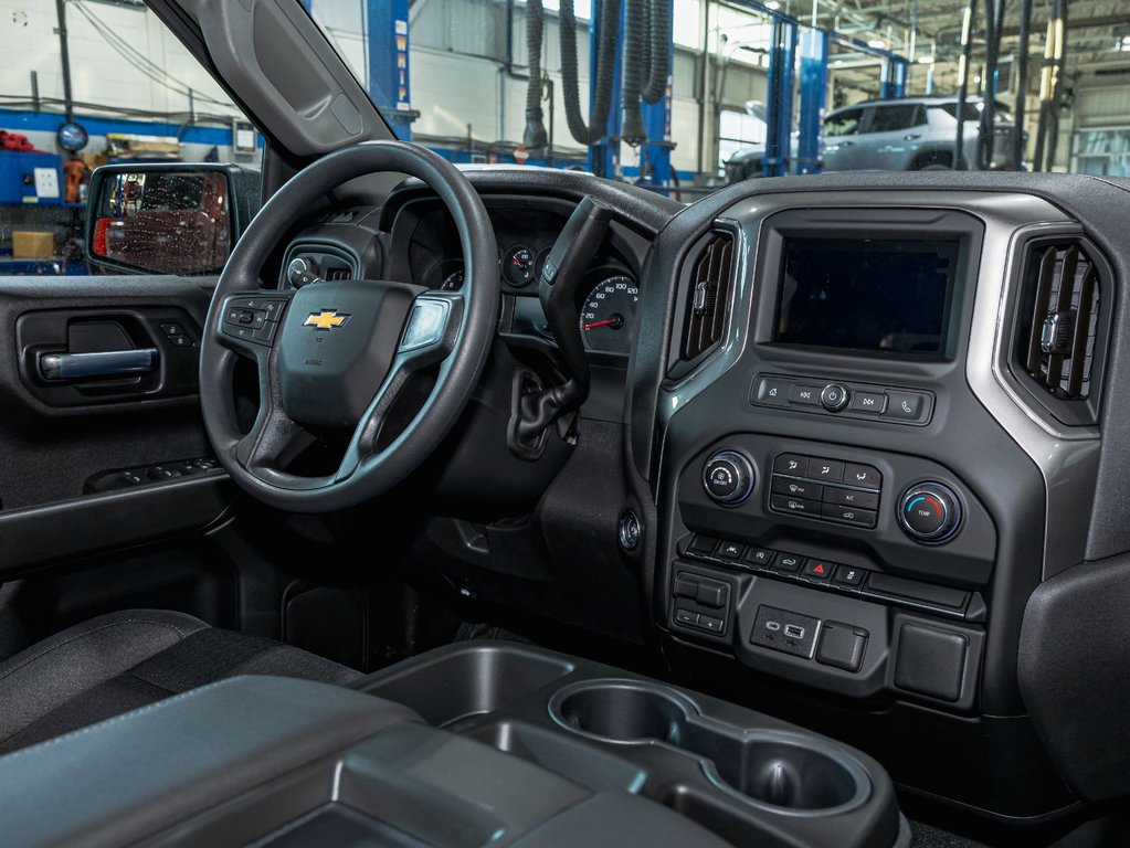 2026 Chevrolet Silverado 1500 in St-Jérôme, Quebec - 26 - w1024h768px