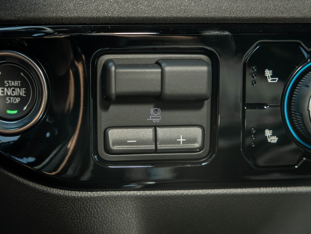 2026 Chevrolet Silverado 1500 in St-Jérôme, Quebec - 25 - w1024h768px