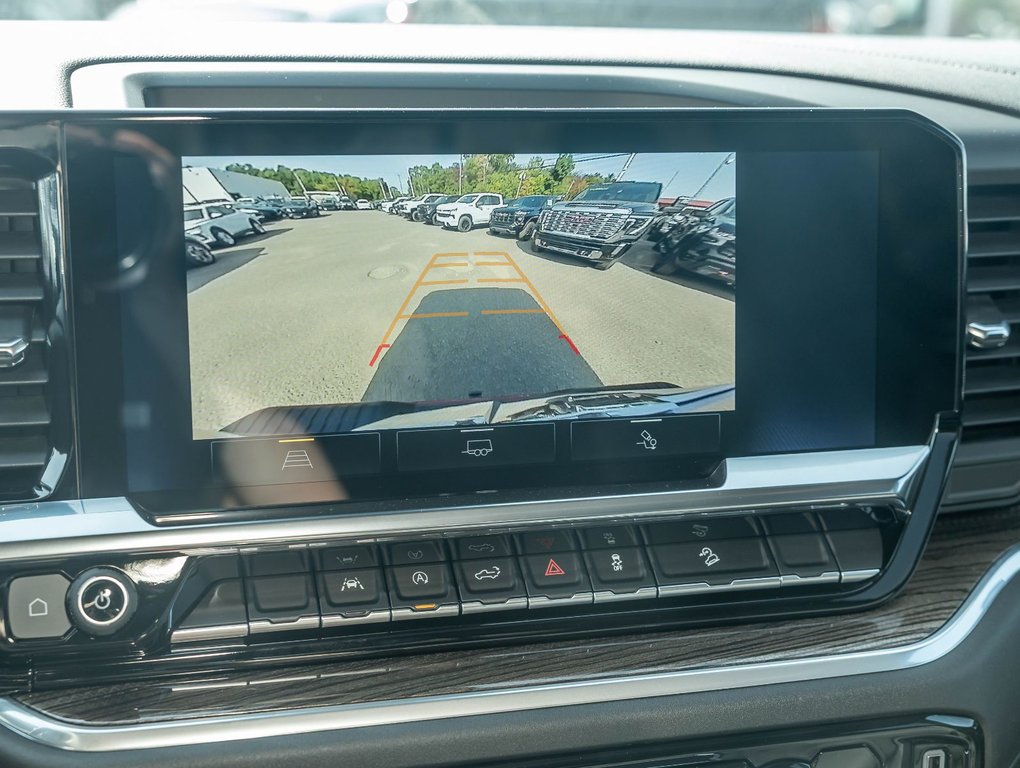 2026 Chevrolet Silverado 1500 in St-Jérôme, Quebec - 18 - w1024h768px