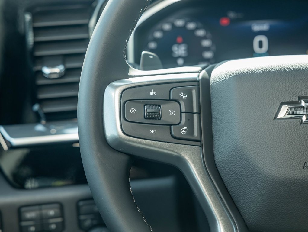 2026 Chevrolet Silverado 1500 in St-Jérôme, Quebec - 15 - w1024h768px