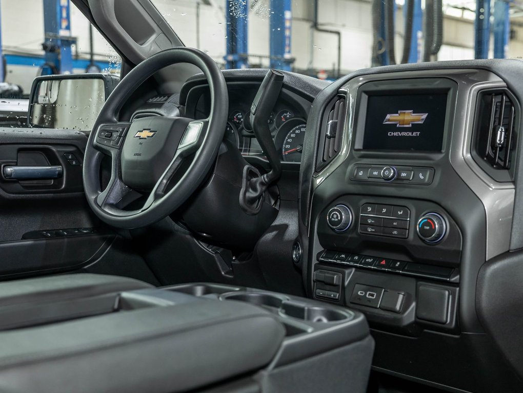 Chevrolet Silverado 1500  2026 à St-Jérôme, Québec - 27 - w1024h768px