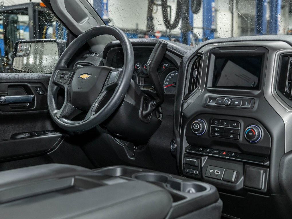 Chevrolet Silverado 1500  2026 à St-Jérôme, Québec - 27 - w1024h768px