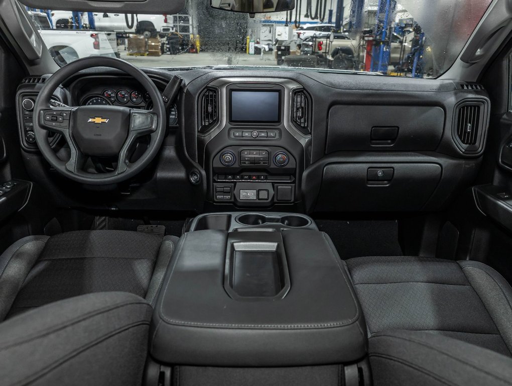 2026 Chevrolet Silverado 1500 in St-Jérôme, Quebec - 4 - w1024h768px